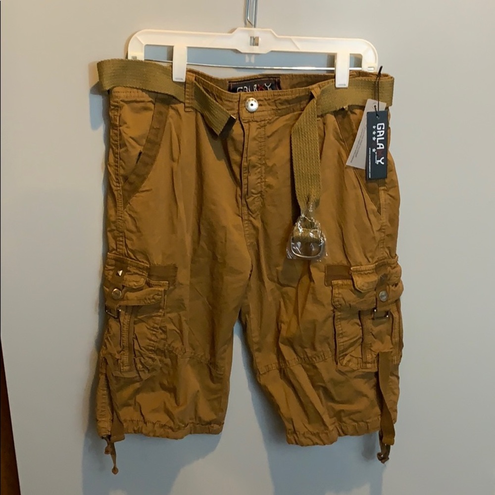 New pair of Galaxy brand Shorts Size 30